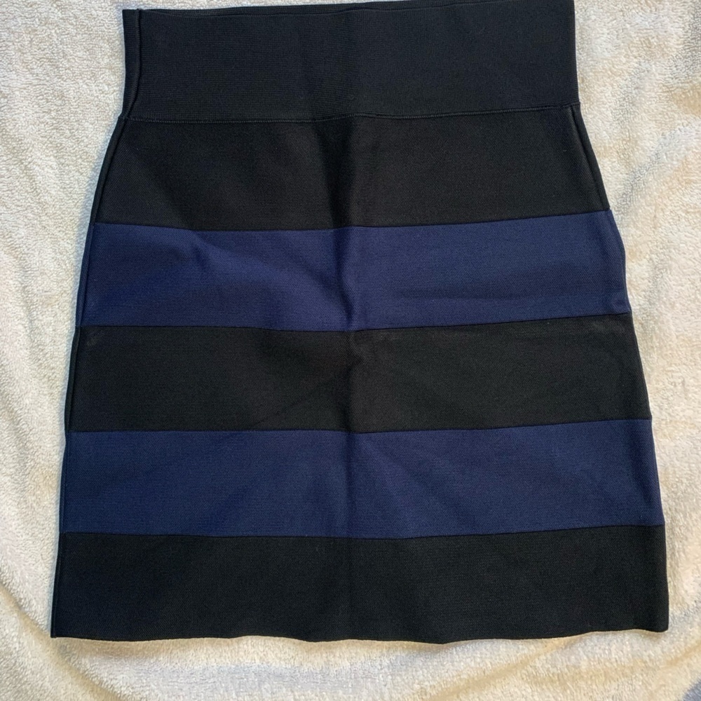Y2K BCBG Maxazria black and blue bodycon skirt